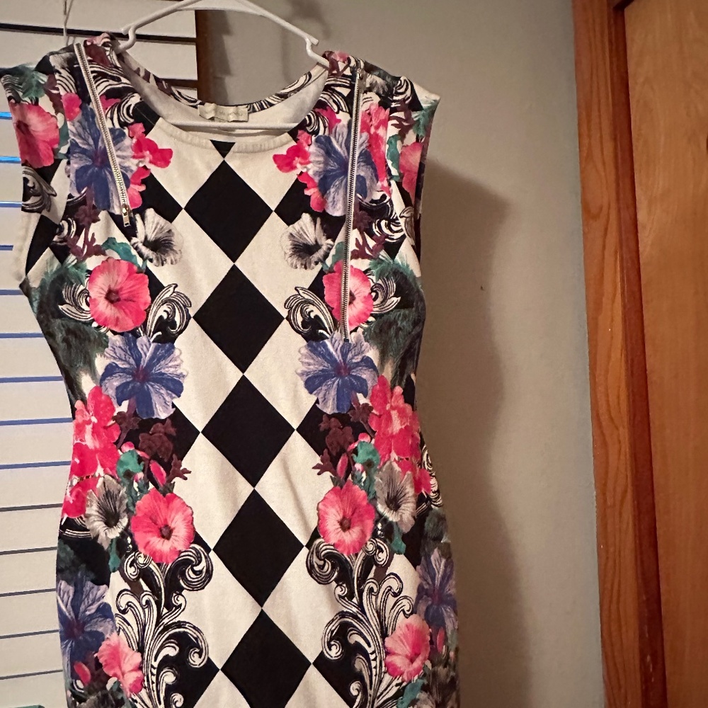 Nicki Minaj brand floral bodycon dress